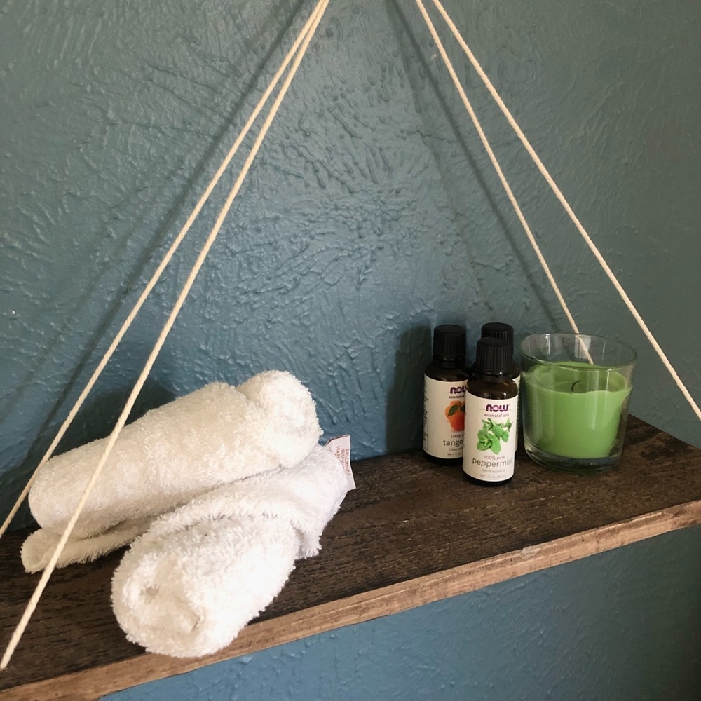 Handcrafted expresso stained reclaimed wood shelf - Picture 4 of 8